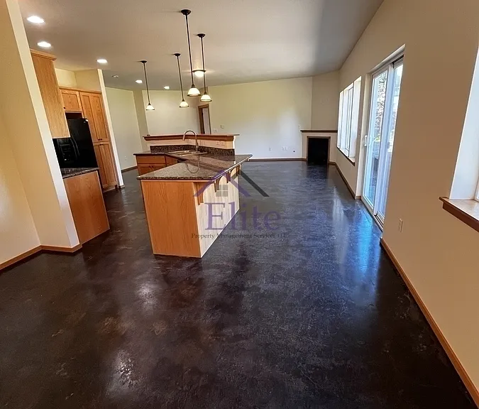 251 W Berry Ridge Rd — Photo 13