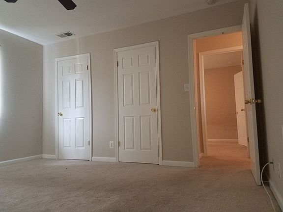 3rd image of 2500 Markham Ln APT 5