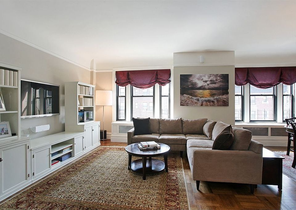 1st image of 490 W End Ave APT 9B