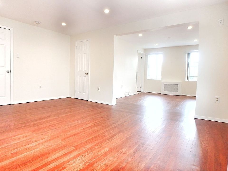 1st image of 2210 21st St #2