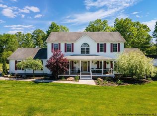 1237 Hoagerburgh Rd, Shawangunk, NY 12589