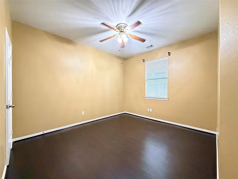 211 Briar Trace Ln — Photo 19