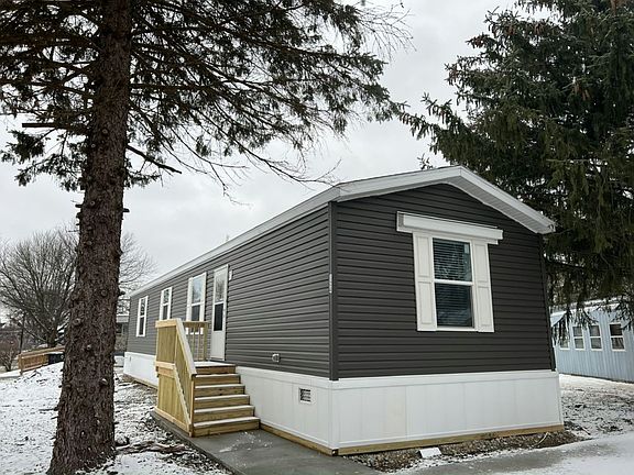 2nd image of 2800 W Memorial Dr #124