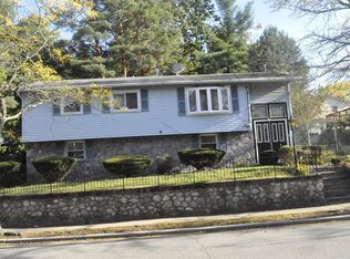 46 Leighton Rd, Hyde Park, MA 02136