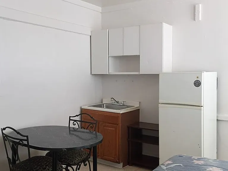 157 Coleman St — Photo 3