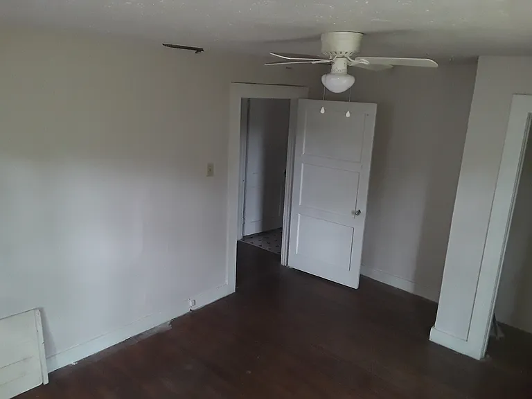 355 Pinehill Dr — Photo 6