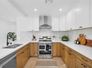 5711 Simpson Ave, Valley Village, CA 91607