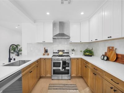 5711 Simpson Ave, Valley Village, CA, 91607