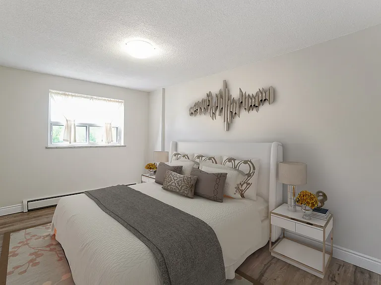 2673 King St E — Photo 13