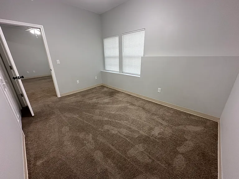 19 Bridge St #13 — Photo 20