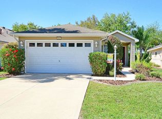 6022 Armada St, Tavares, FL 32778