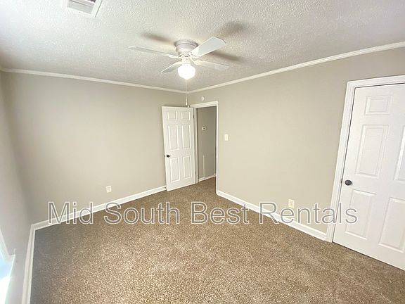 5th image of 434 E Dison Ave