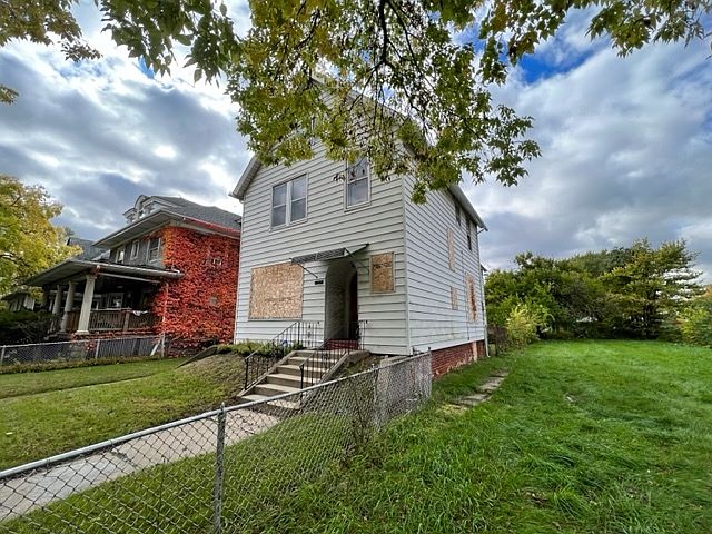 2nd image of 6930 S Perry Ave