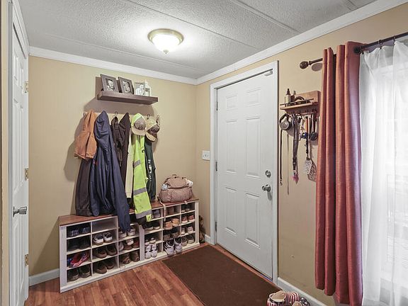 2nd image of 160 Rabbit Ridge Rd