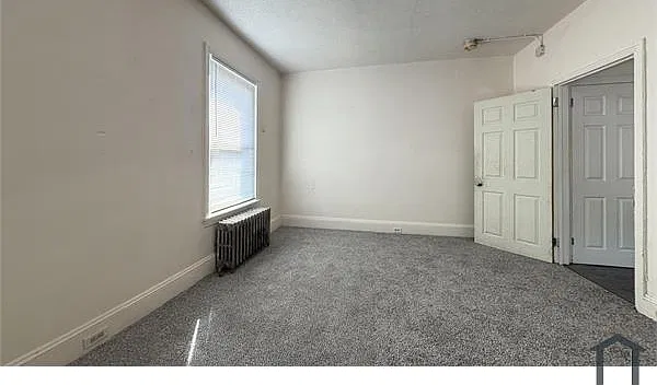 1 bed, $1,050 — Photo 4