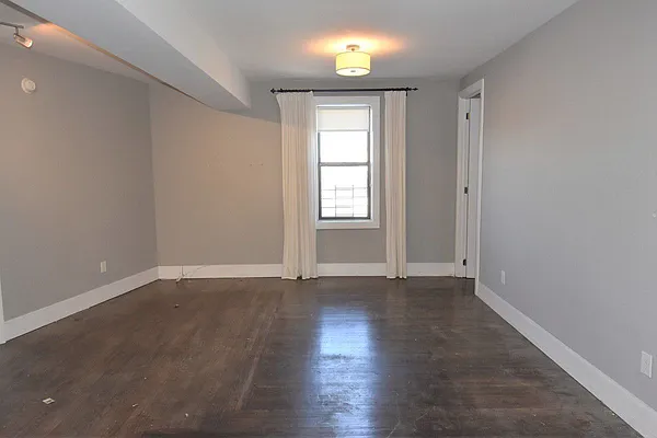 Rented by Zuz Realty | media 26