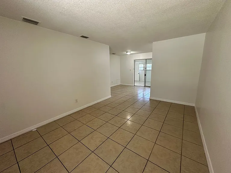4072 Kirkland Blvd — Photo 3