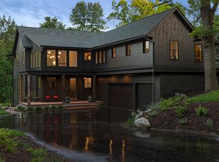 19615 Manor Rd, Excelsior, MN 55331