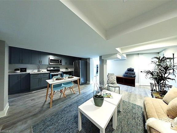 2nd image of 38 Ruskin St #2