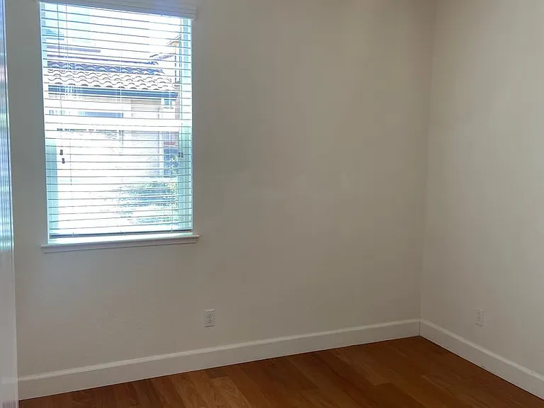 931 Willow Bridge Dr — Photo 11