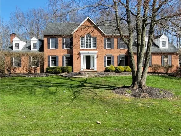 2272 Herrick Cir, Hudson, OH 44236