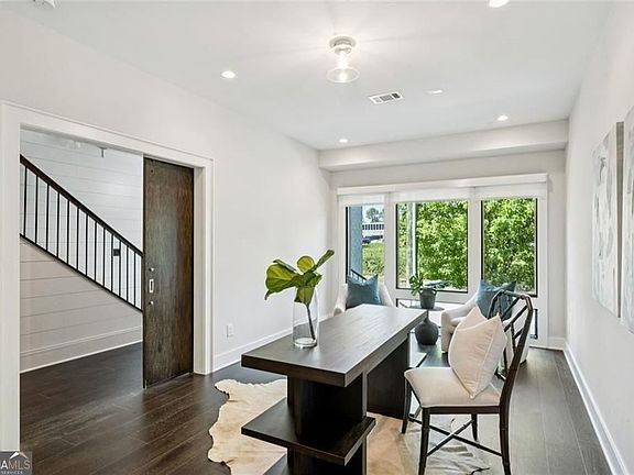 4th image of 2528 Appleden Pl