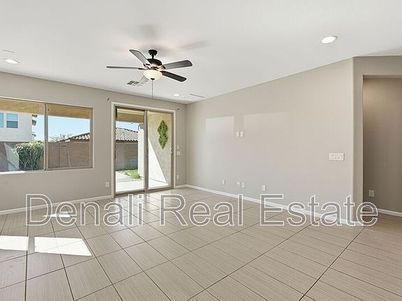 3rd image of 26130 N 121st Ave
