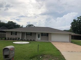 207 Live Oak St, Bridge City, TX 77611