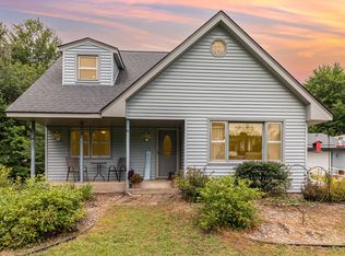 36518 Falcon Ave, North Branch, MN 55056