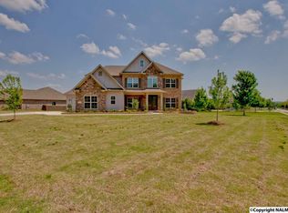2 Kenthurst Ln, Gurley, AL 35748