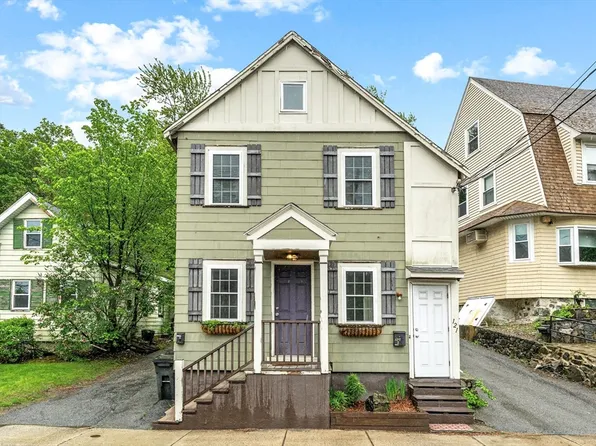 121 Franklin St, Stoneham, MA 02180