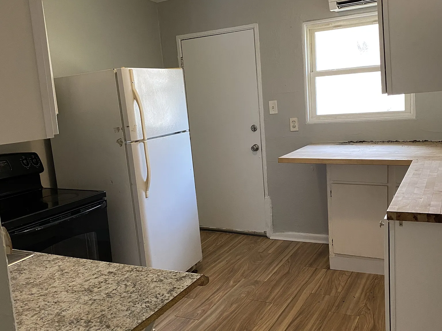 708 West 47th Street - B — Photo 4