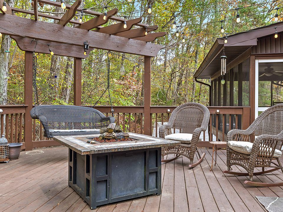 43rd image of this home