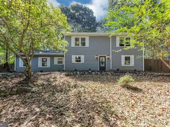 3570 Knoll Crest Trl, Buford, GA 30519