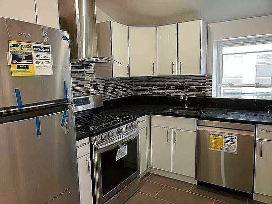 1st image of 422 E 21st St #3