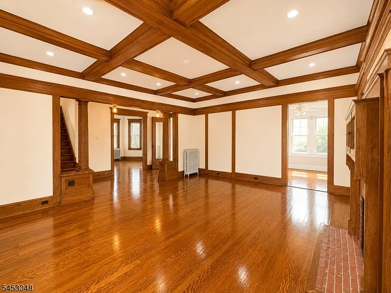 2 Cloverhill Pl #1 — Photo 13