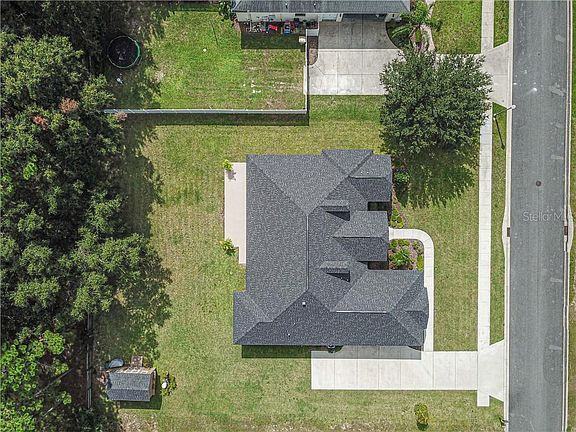 5th image of 3411 SE 49th Ave