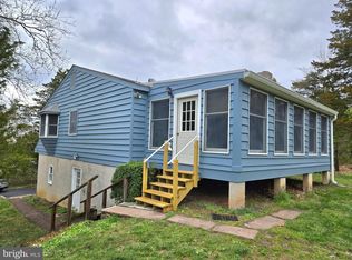 244 S Sugan Rd, New Hope, PA 18938