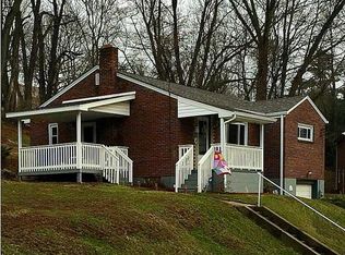 752 Josephine St, East Mc Keesport, PA