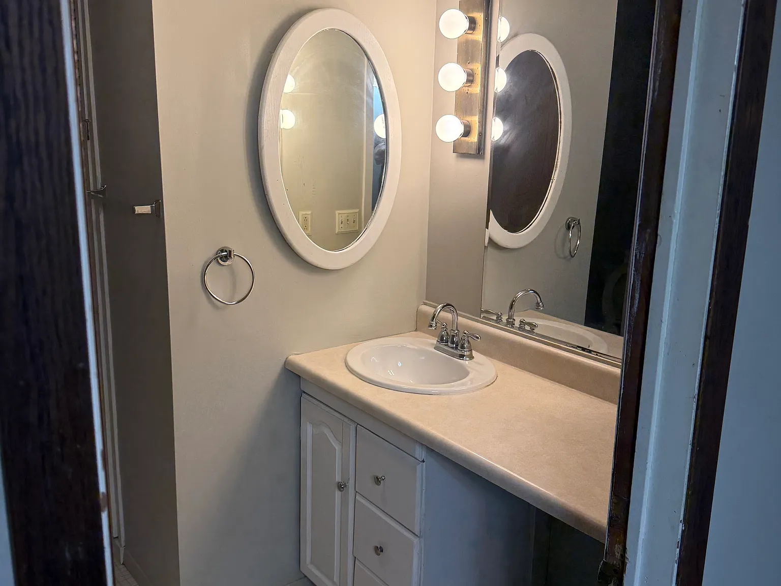 2 bed, 1000 sqft, $1,500 — Photo 4