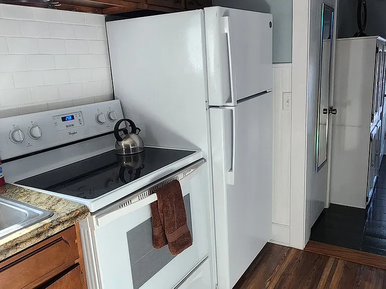 203 Church St #4 — Photo 19