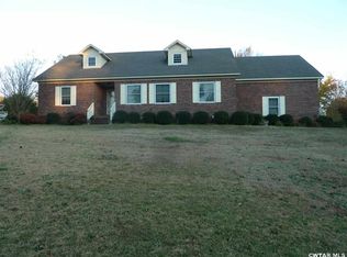 295 Meadow Brook Cir, Lexington, TN 38351