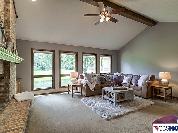 4th image of 605 Barrington Cir