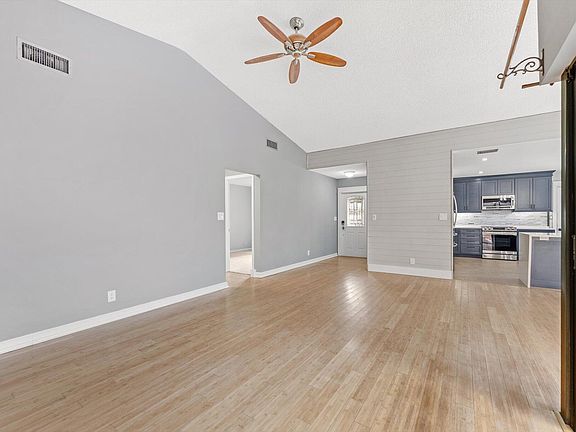 5th image of 1310 NW 22ND Avenue