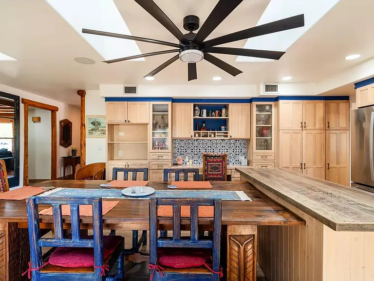 5312 E Ludlow Dr — Photo 13