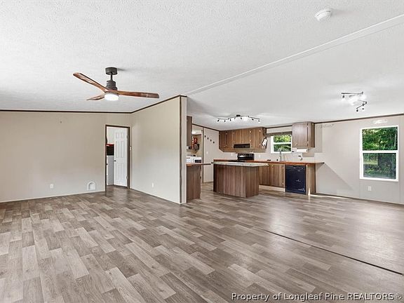 4th image of 510 Reagans Way