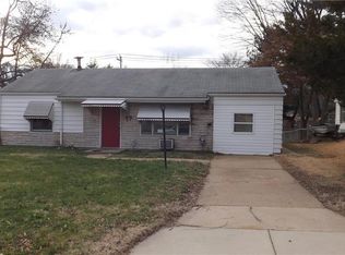 9769 Dennis Dr, Saint Louis, MO 63136