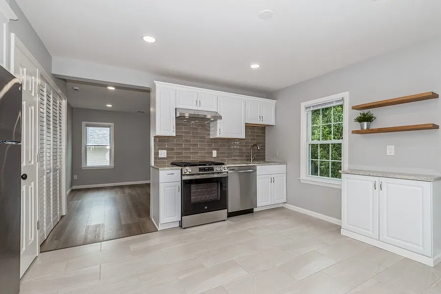 Gorgeous Brand New Kitchen!