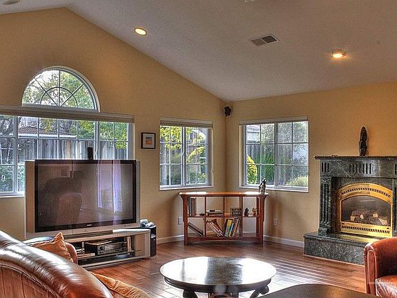 3rd image of 10181 Camino Vista Dr