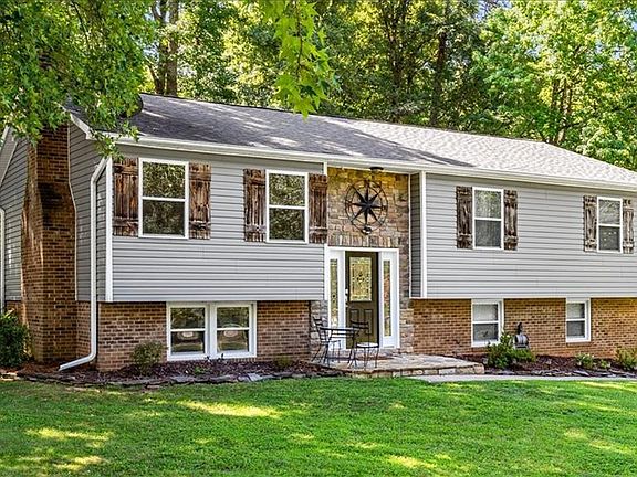 4th image of 7191 Smokerise Ln